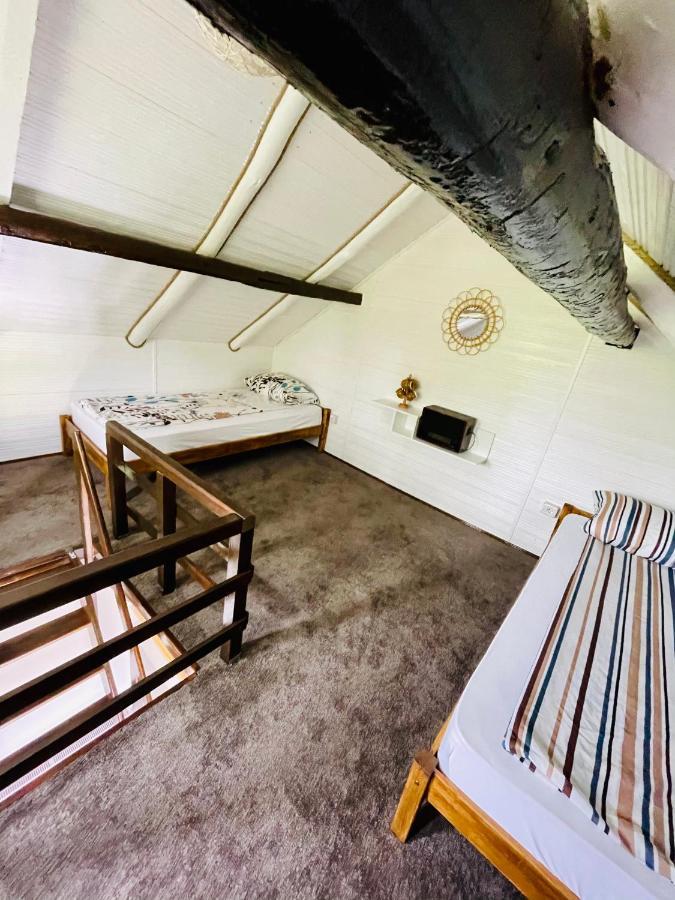 Casa De Sub Deal Densus Esterno foto